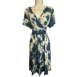 Weaczzy Blue & White Tie Dye Dress Women’s Reg Size L V729